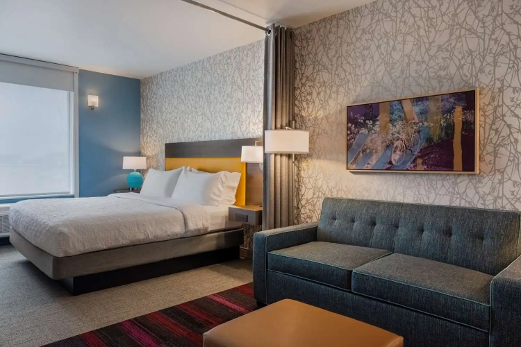 Double Suite