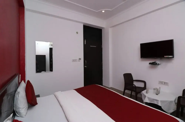 Rajni Guest House by OYO Rooms