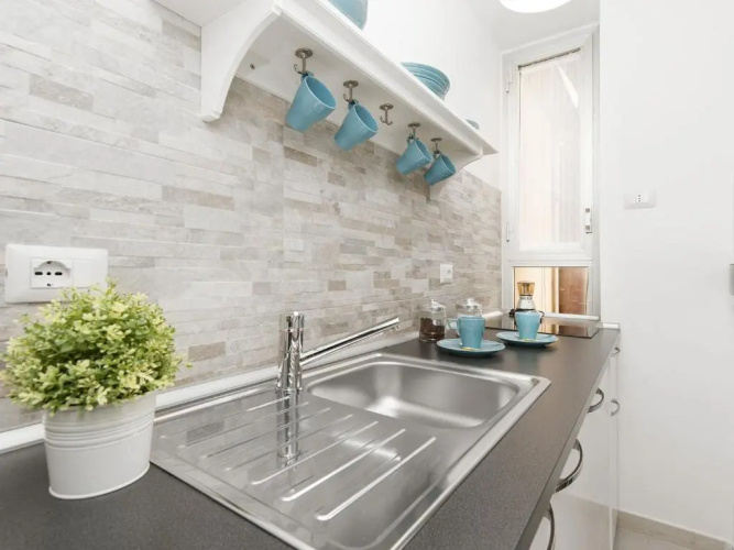 White Flat Termini