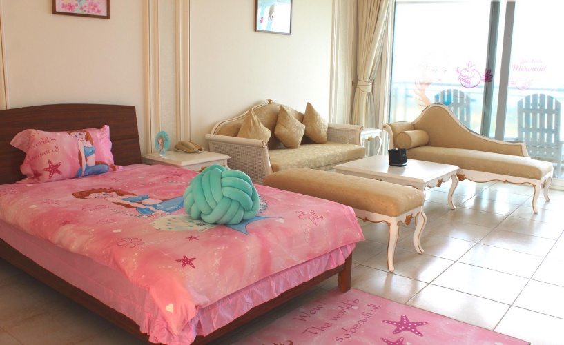 Double Club Suite with balcony and with sea view