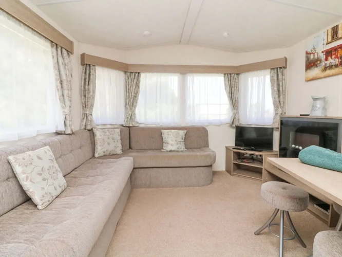 23 Manleigh Park
