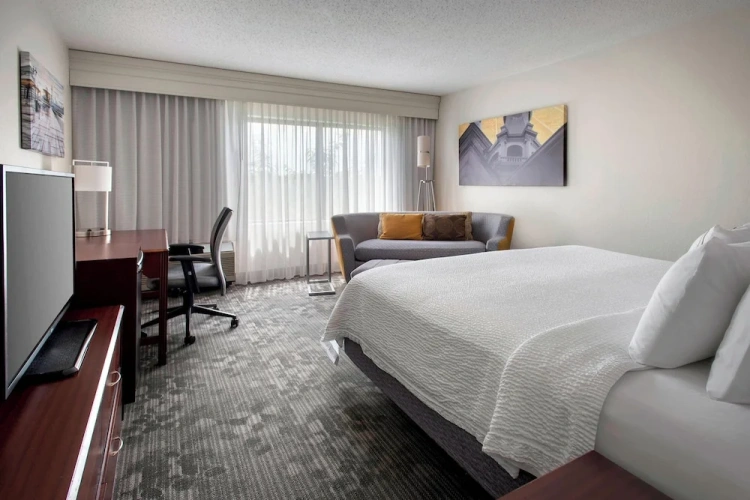 Standard Double room with balcony