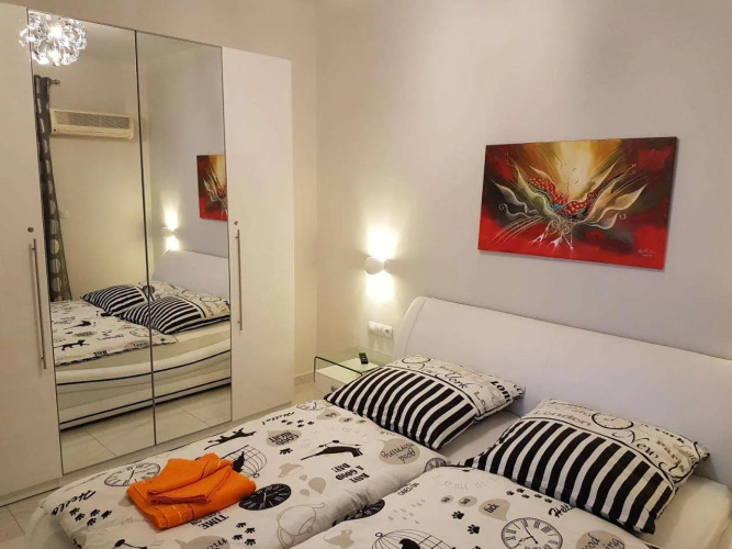 Laura White Tower Apartment