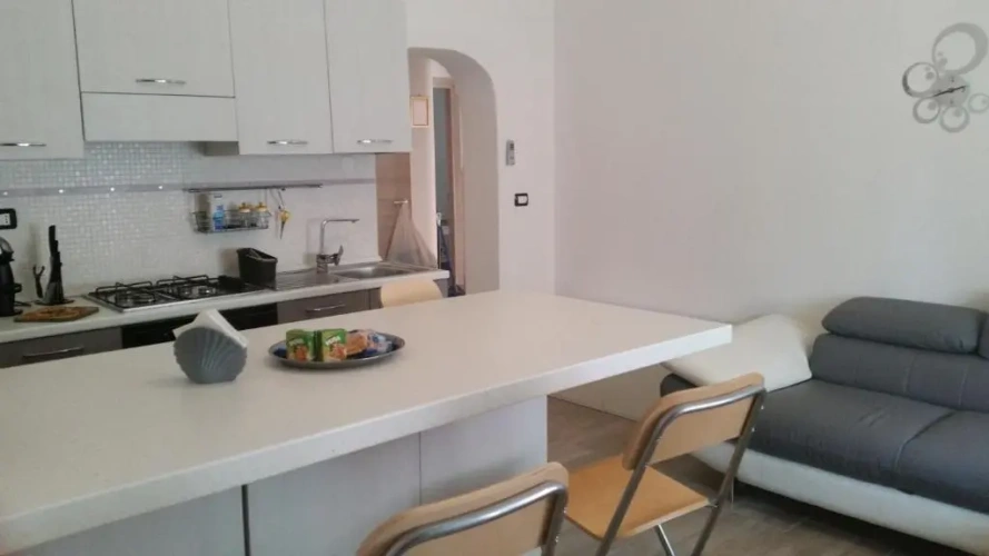 3 Bedrooms Apartment