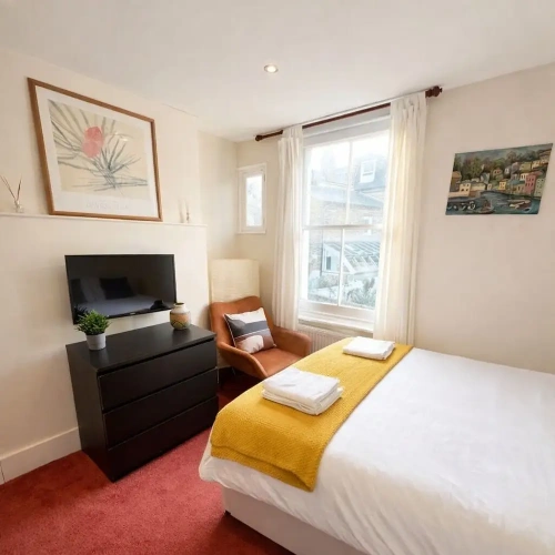 2 Bedrooms Cottage