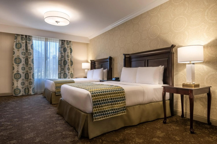 Ayres Hotel Seal Beach - Cypress