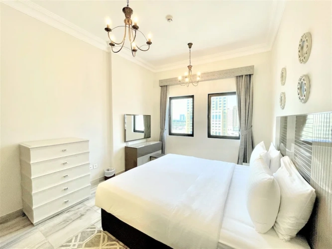 2 Bedrooms Apartment