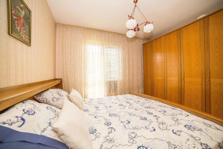 Apartments Jako