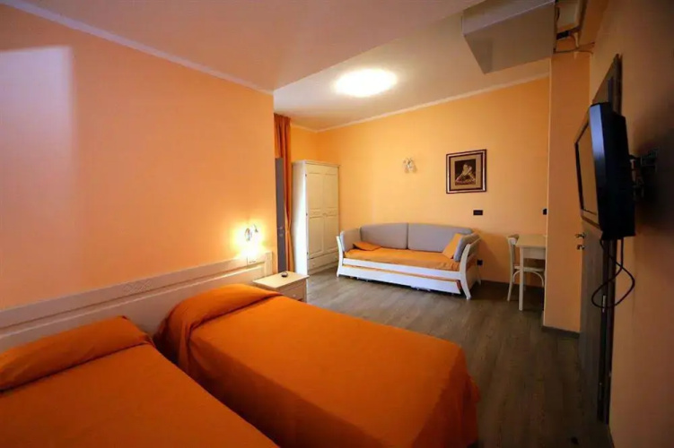 Hotel Marisa