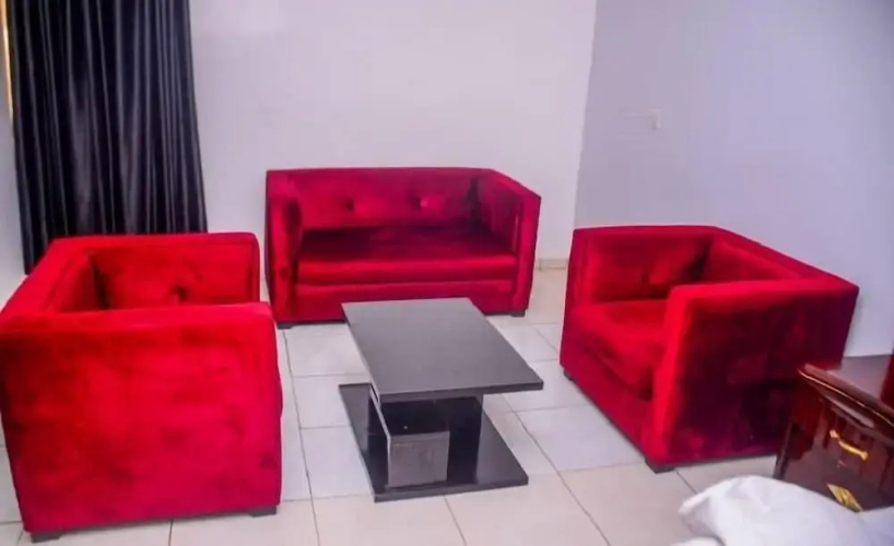 Piston Guest Inn