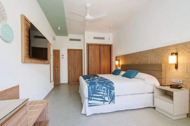 Standard with courtyard view Double room
