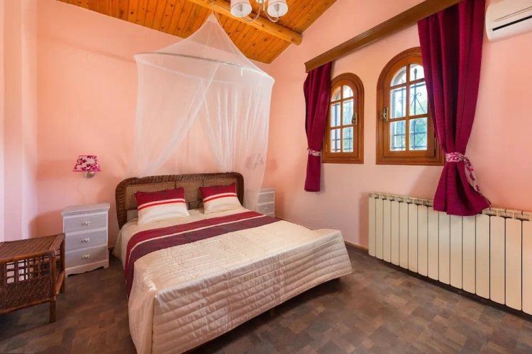2 Bedrooms Villa with sea view