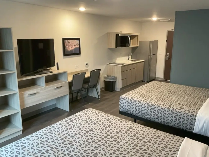 Quadruple Suite
