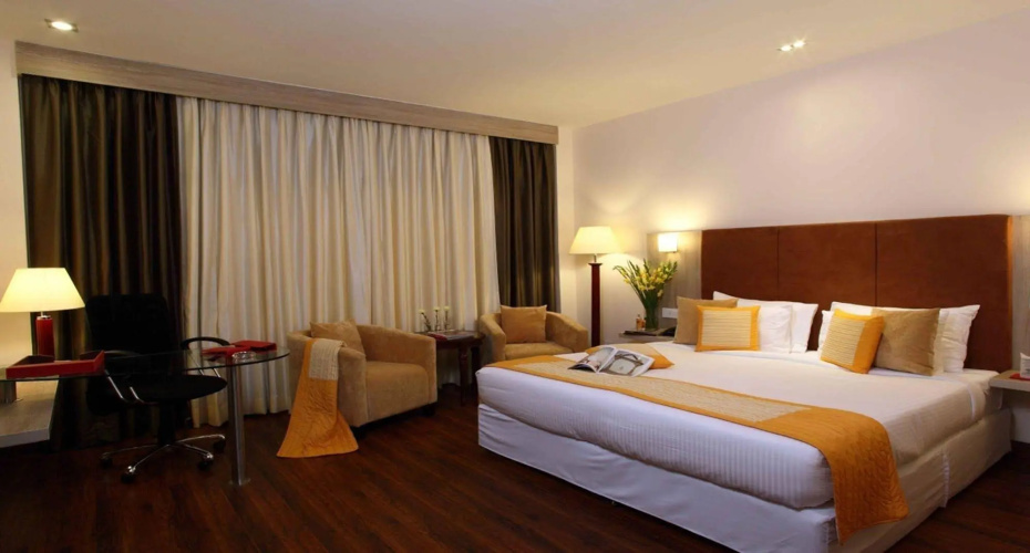 Nidhivan Sarovar Portico Vrindavan