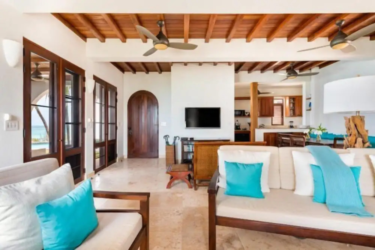 Villa Black Pearl