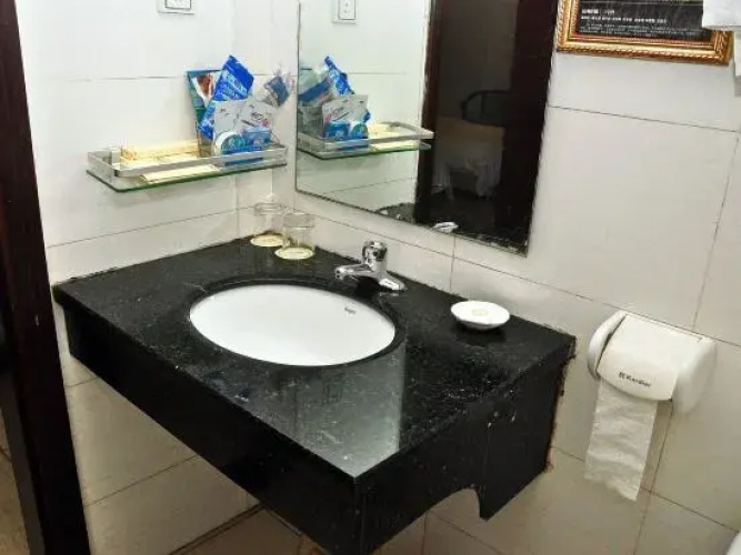 Fusheng Hostel