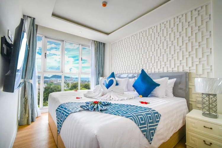 The Aristo Seaview Patong