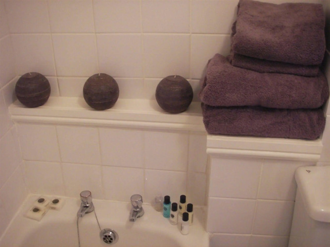 Ladyknowe ApartmentOver view