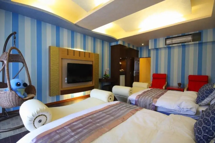 See Railway B&B
