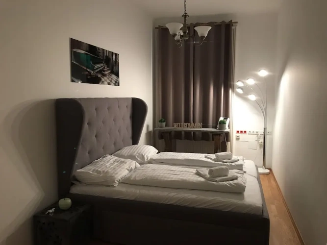 2 Bedrooms Apartment