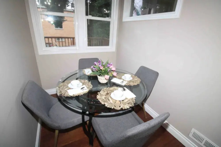 Charming Stay in Marvelous Seattle
