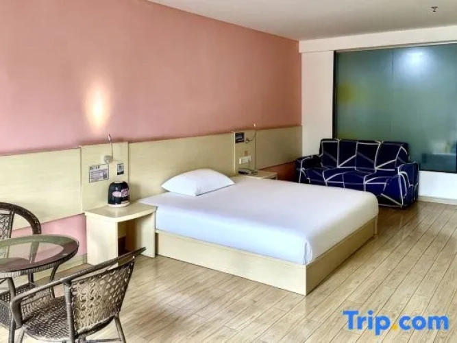 Standard Double Suite