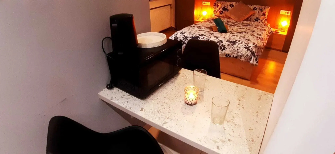 Sunny 3BR Midtown Flat - Amazing View Balcony