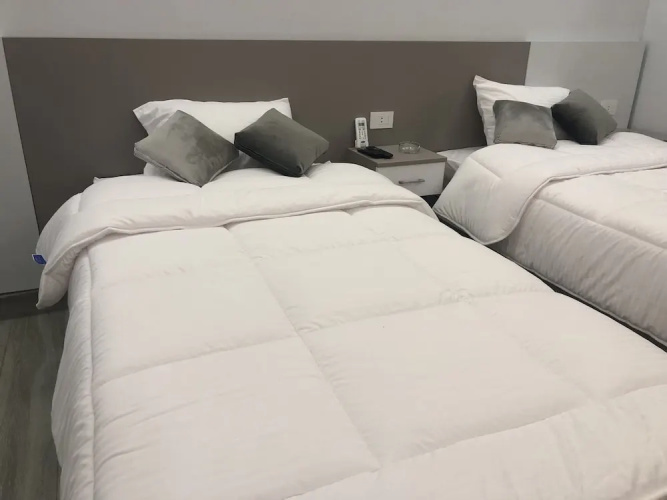 Elite Pyramids Inn