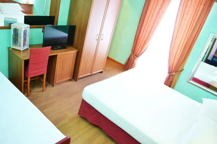 House Trastevere B&B