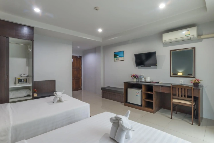 Superior Triple room