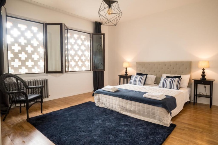 Standard Triple room