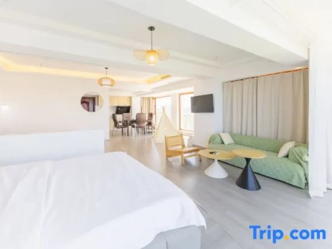 Standard Twin room with sea view