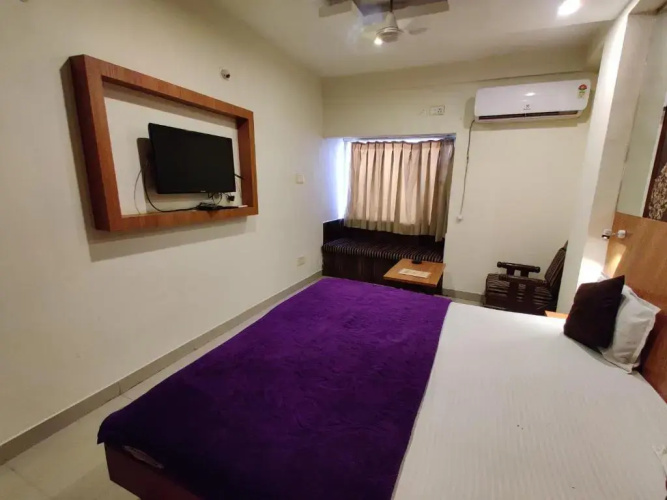 Hotel Savera