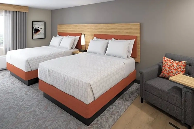 Quadruple Suite