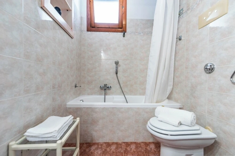 3 Bedrooms Family Apartment