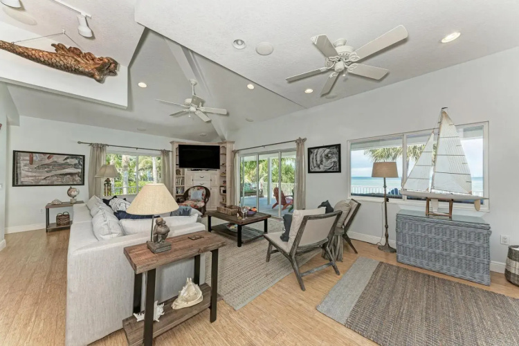 Dolphin Tales - 836 S Bay