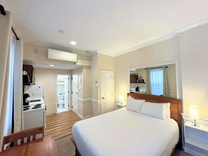 Economy Double Studio