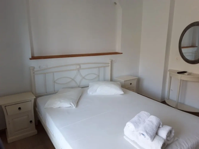Economy Double room with balcony and with garden view