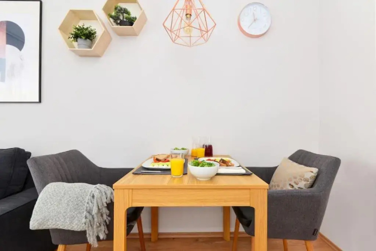 Laurel Bay Apartment