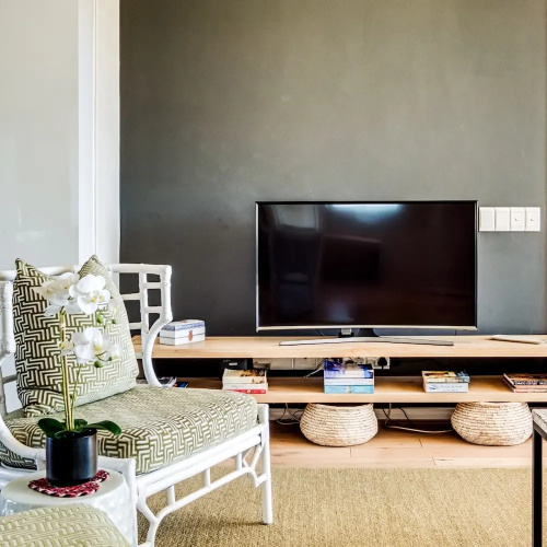 Escape to Exquisite Ellesmere 401