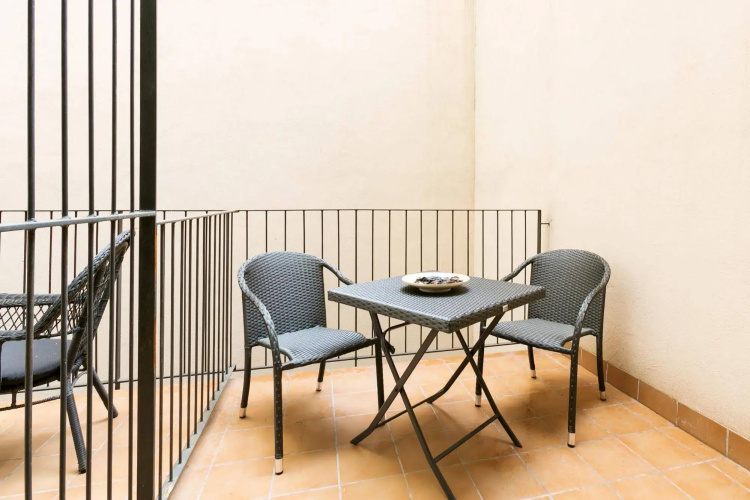 Serennia Cest Apartamentos Arc de Triomf