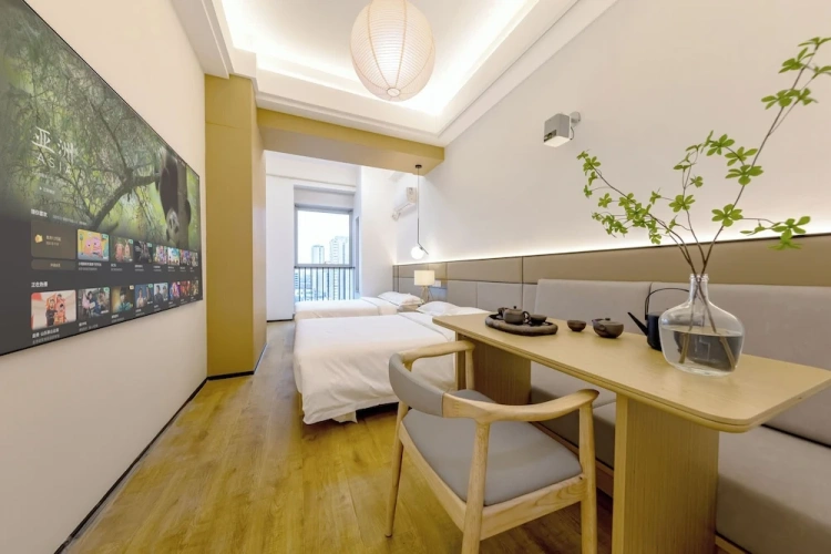 Standard Quadruple Family room