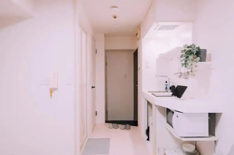 Minimalist Loft 902