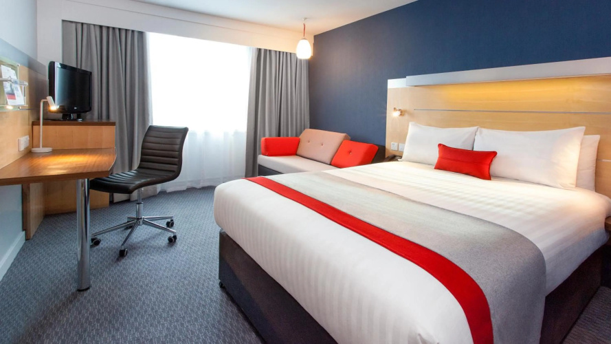 Holiday Inn Express Limehouse photo 18