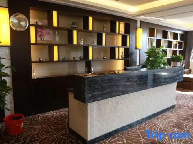 Bazhou Seine Hot Spring Hotel