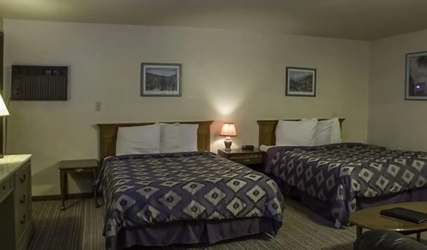 Silver Spruce Resort