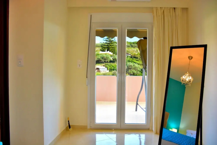 Evagelia Suites RED