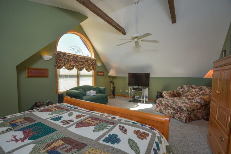 Mountain Memories 4 Bedroom House