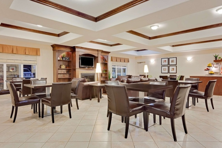 Ramada by Wyndham Lac La Biche photo 22