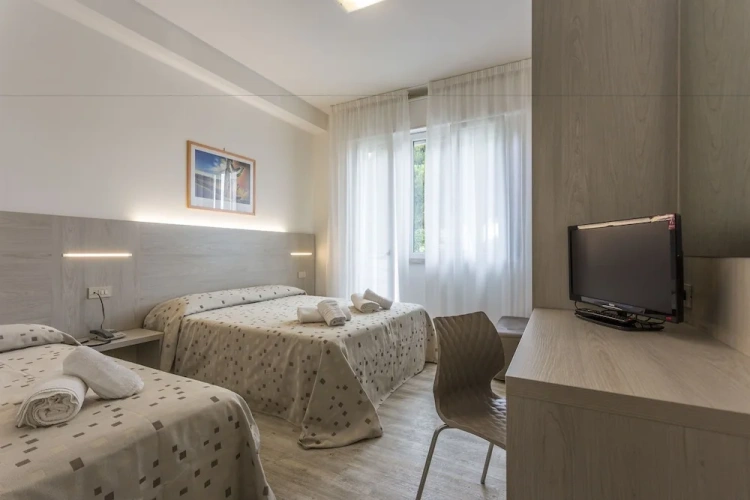 Classic Quadruple room with balcony